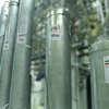 Thiết bị làm giàu urani tại nhà máy hạt nhân Nataz. (Ảnh: AFP/TTXVN)