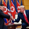 Tổng thống Mỹ Donald Trump và nhà lãnh đạo Kim Jong-un tại Nhà Hoà bình. (Ảnh: CNN) 