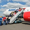 Máy bay của hãng Azur Air chở du khách từ Nga đến Cuba. (Ảnh: Sputnik)