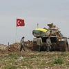 Xe tăng Thổ Nhĩ Kỳ tại khu vực biên giới với Syria. (Ảnh: Reuters)