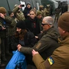 Cuộc trao đổi tù nhân giữa Nga và Ukraine. (Ảnh: AFP/TTXVN)