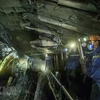 Công nhân làm việt tại mỏ than. (Ảnh: TTXVN)