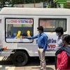 Ấn Độ triển khai các xe xét nghiệm COVID-19 lưu động