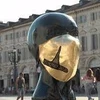 Italy: Thiết kế khẩu trang bằng vàng để tri ân đội ngũ y tế