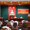 Bí thư Thành ủy Hà Nội Vương Đình Huệ tiếp xúc cử tri huyện Thường Tín. (Ảnh: Văn Điệp/TTXVN)