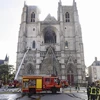 Giới chức Pháp nghi ngờ có người đã đốt nhà thờ tại Nantes