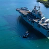Chiến hạm USS Essex của Hải quân Mỹ tới Trân Châu Cảng để tham gia RIMPAC 2020. (Ảnh: Hải quân Mỹ)