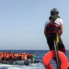 Người di cư vượt eo biển Manche. (Ảnh: AFP)