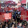 Người Mỹ gốc Hoa biểu tình phản đối hành vi kỳ thị Trung Quốc do COVID-19. (Ảnh: The Chronicle)
