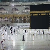 Người hành hương đến làm lễ tại thánh địa Mecca. (Ảnh: AP)