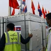 Campuchia tiếp nhận vắcxin COVID-19 do Trung Quốc viện trợ. (Ảnh: AP)