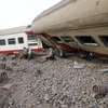 Cận cảnh vụ tàu trật đường ray khiến hơn 100 người thương vong