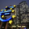 ECB cắt giảm lãi suất xuống mức thấp kỷ lục 0,25%