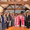 Đoàn đại biểu Ủy ban Mặt trận Tổ quốc Thành phố Hồ Chí Minh dự lễ khai mạc Tuần văn hóa Việt Nam tại Silly. (Ảnh: Chương Đài/Vietnam+)