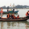 Đuối sức sau khi bị lật thuyền, 2 ngư dân Thừa Thiên-Huế mât tích