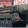 Tên lửa chiến lược của Nga tham gia lễ diễu binh kỷ niệm 70 năm Chiến thắng phátxít. (Nguồn: Sputnik)