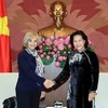 Phó Chủ tịch Quốc hội Nguyễn Thị Kim Ngân tiếp Chủ nhiệm Ủy ban Đối ngoại Quốc hội Cộng hòa Pháp Elisabeth Guigou. (Ảnh: TTXVN)