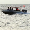 Lực lượng cứu hộ Indonesia tìm kiếm các nạn nhân mất tích của tàu Marina Baru ở ngoài khơi Sulawesi ngày 21/12. (Ảnh: AFP/TTXVN)