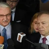 Ngoại trưởng Ba Lan Witold Waszczykowski (trái) và Đại sứ Đức Rolf Nikel. (Ảnh: PAP) 