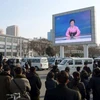 Người dân theo dõi tuyên bố thử hạt nhân trên màn hình lớn tại Bình Nhưỡng, Triều Tiên. (Nguồn: Reuters/Kyodo)
