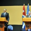 Chủ tịch Cuba Raúl Castro và Tổng thống Mỹ Barack Obama trong buổi họp báo chung sau hội đàm. (Ảnh: Hoài Nam/TTXVN)