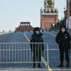 Cảnh sát Nga thực thi lệnh hạn chế giao thông nhằm ngăn dịch COVID-19 lây lan, tại Moskva ngày 7/4/2020. (Ảnh: THX/TTXVN)