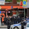 Cảnh sát phong tỏa hiện trường vụ bắt cóc con tin tại Moskva, Nga. (Nguồn: Reuters)