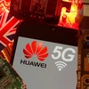 Anh hiện đang xem xét khả năng loại Huawei khỏi mạng 5G của nước này. (Nguồn: Reuters)