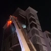 [Video] Cháy tòa nhà cao tầng trong đêm tại Đà Nẵng