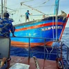 Cứu nạn thành công tàu đánh cá Phú Yên hỏng máy ở Trường Sa