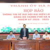 Phó Bí thư Thành ủy Hà Nội Đào Đức Toàn chủ trì buổi họp báo. (Ảnh: Văn Điệp/TTXVN)