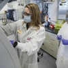 Các nhà khoa học của Eli Lilly nghiên cứu liệu pháp điều trị COVID-19 bằng kháng thể. (Nguồn: NBC News)