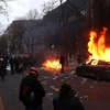 Pháp: Bạo lực nổ ra trong cuộc biểu tình ở Paris, hơn 20 người bị bắt
