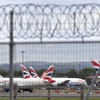 ​Hàng không châu Âu đối mặt với sự gián đoạn do việc cấm bay từ Anh