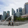Malaysia thử nghiệm mở lại địa điểm du lịch, Singapore tạm hoãn mở cửa