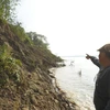 Hà Nội khẩn cấp ngăn sạt lở bờ hữu sông Đà sau phản ánh của TTXVN