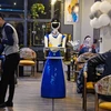 Độc đáo nhà hàng có robot phục vụ xuất hiện lần đầu tiên tại Iraq