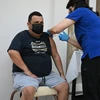 Chuyên gia y tế hàng đầu Mỹ khuyến nghị người dân tiêm mũi tăng cường