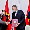 Đẩy mạnh hợp tác pháp luật và tư pháp Việt Nam-Nga xứng tầm quan hệ 