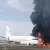Trung Quốc: Máy bay bốc cháy, hàng chục hành khách bị thương