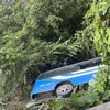 Xe khách rơi xuống vực ở Tam Đảo, 2 người bị thương nặng