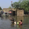 Anh viện trợ nhân đạo cho Pakistan khắc phục thiệt hại do lũ lụt