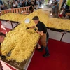 Thụy Sĩ làm bánh rosti lớn nhất thế giới, phá vỡ kỷ lục tồn tại 30 năm