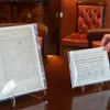 Đấu giá lá thư viết tay của Vua Henry VIII và bản nhạc của Mozart