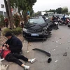 Hà Nội: Điều tra nguyên nhân vụ tai nạn liên hoàn do xe biển xanh