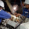 Hải quân cấp cứu ngư dân, hỗ trợ sửa chữa cho tàu cá tỉnh Quảng Nam