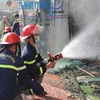 Bắc Giang: Cháy lớn thiêu rụi nhà xưởng sản xuất linh kiện điện tử