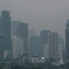 Các tòa nhà cao tầng tại thủ đô Jakarta, Indonesia, ngày 23/8/2023. (Ảnh: AFP/TTXVN)