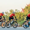 Các vận động viên Việt Nam tham dự giải đua xe đạp hữu nghị Campuchia-Lào-Việt Nam lần thứ nhất. (Nguồn: Quốc hội)