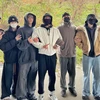 Các thành viên BTS tụ họp trong ngày hai nam ca sỹ RM và V nhập ngũ. (Ảnh: Instagram)